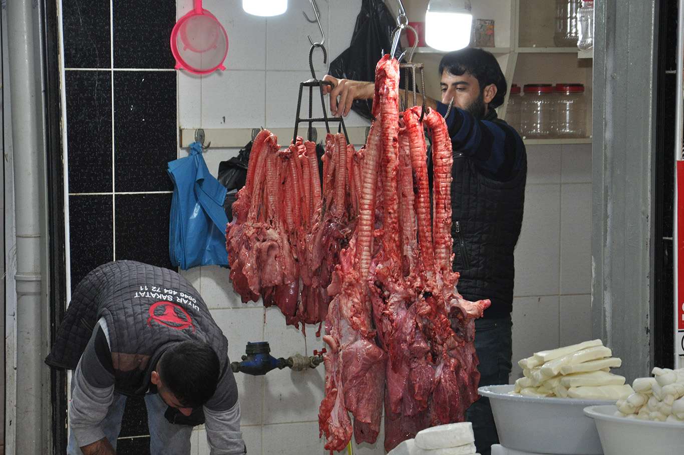 Ciğerin fiyatı kırmızı eti geçti! Halk ciğer bulmakta zorluk yaşıyor